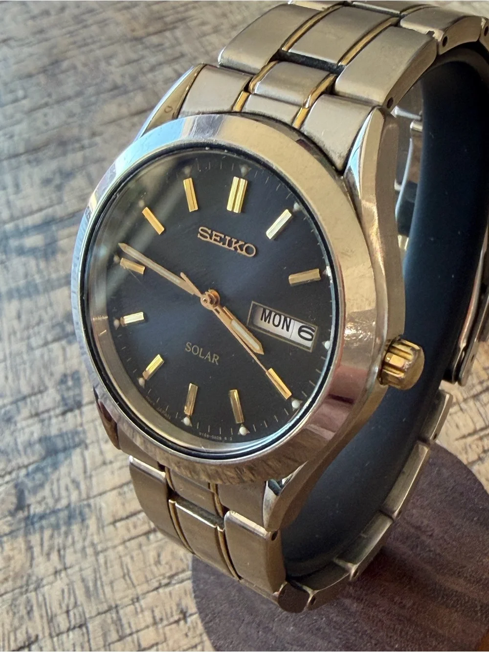 Seiko classic solar